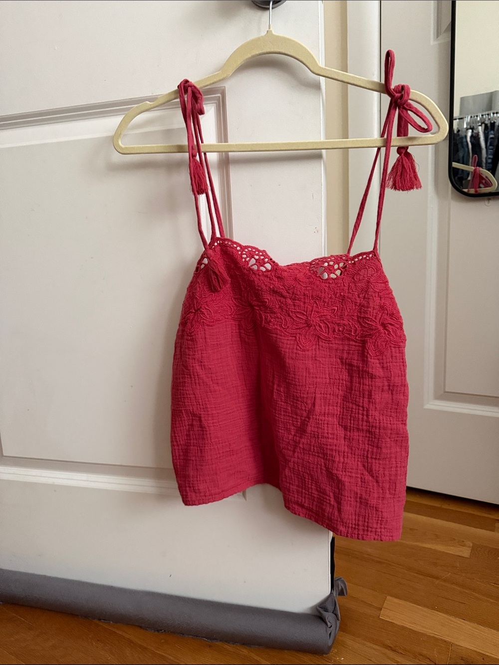 Universal Thread red Tie-Shoulder Crochet Trim Tank